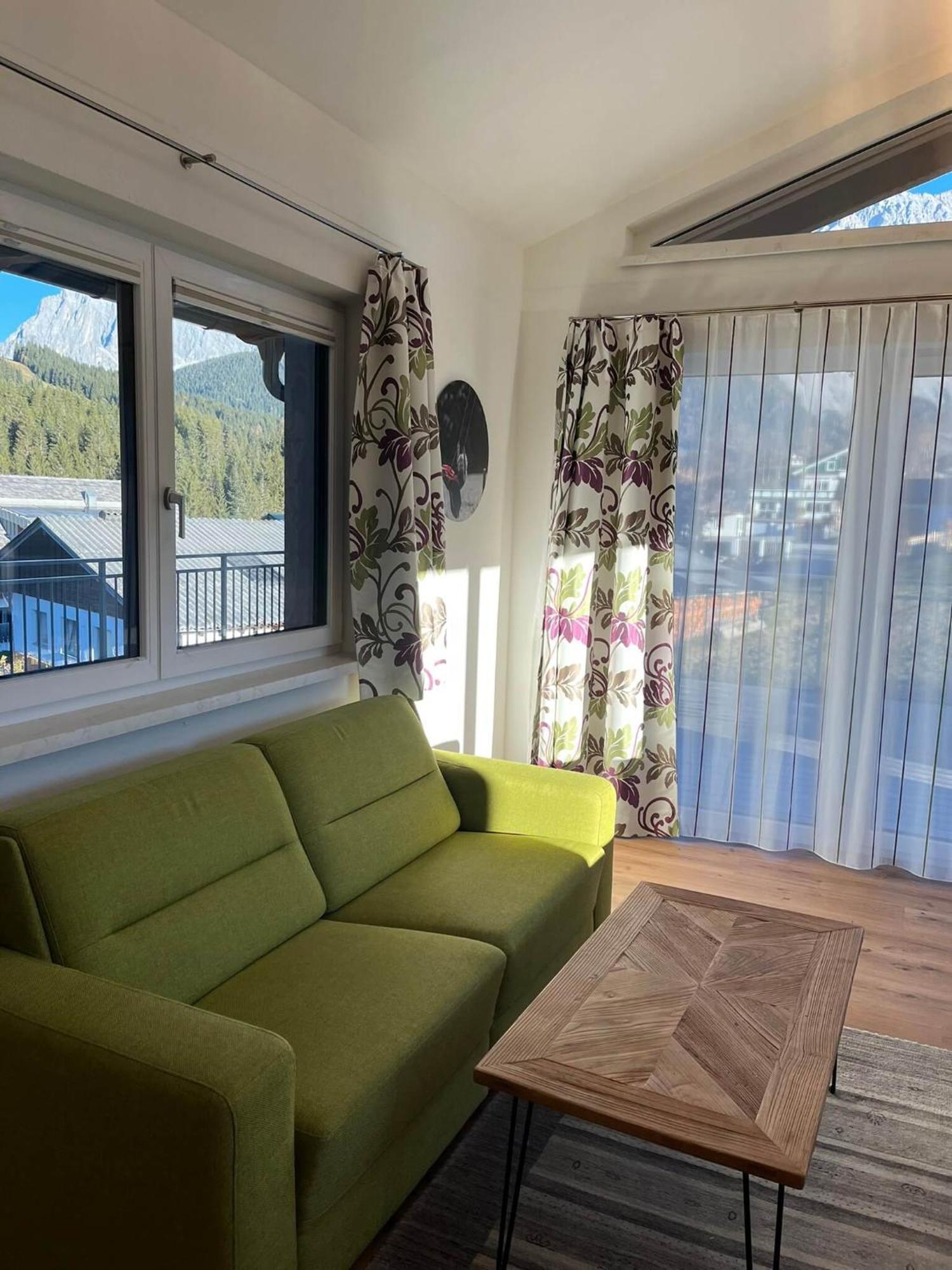 Appartements Blumenwiese ラムサウ・アム・ダッハシュタイン エクステリア 写真